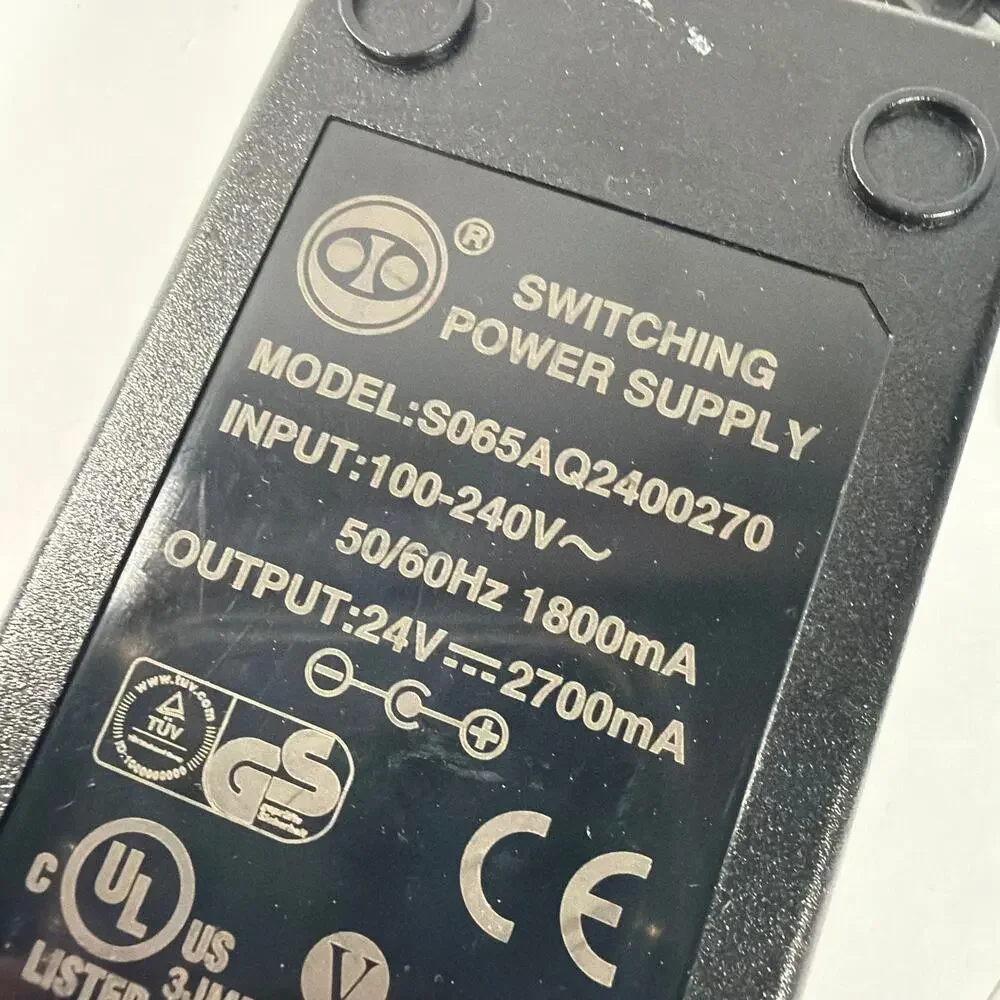 Ten Pao S065AQ2400270 24V 2.7A Switching Power Supply Adapter